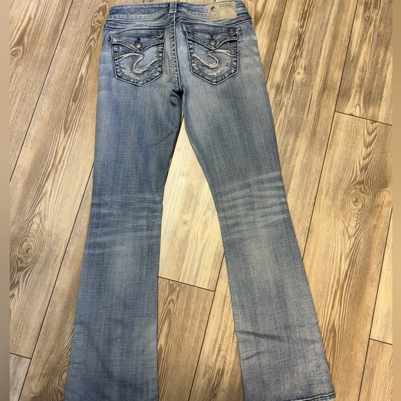 Women’s silver jeans size 27 x 33 - Picture 3 of 5
